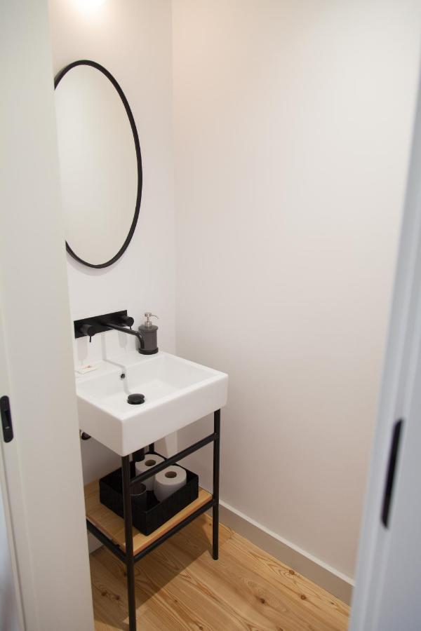 Flh Intendente Elegant Mezzanine With Balcony Lisboa Екстериор снимка